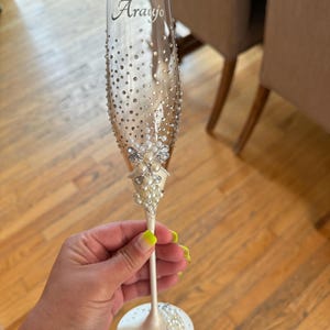 Wedding Table Set with Personalized Champagne Flutes, Engraved Plate, Rhinestone Cutlery and Candle Decor for Elegant Celebrations