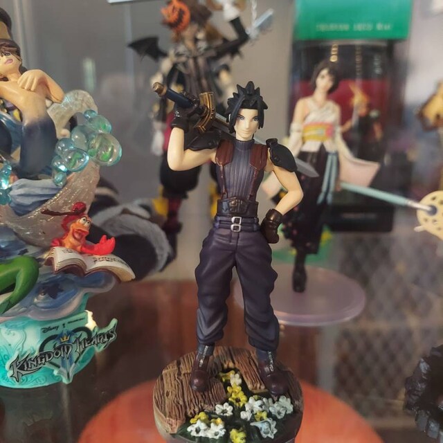 Final Fantasy VII 10th Anniversary Square Enix Trading Arts Toys