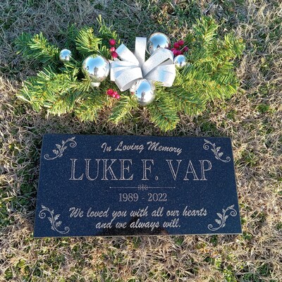 Memorial Stone for Mom Dad, Personalized in Loving Memory Memorial ...