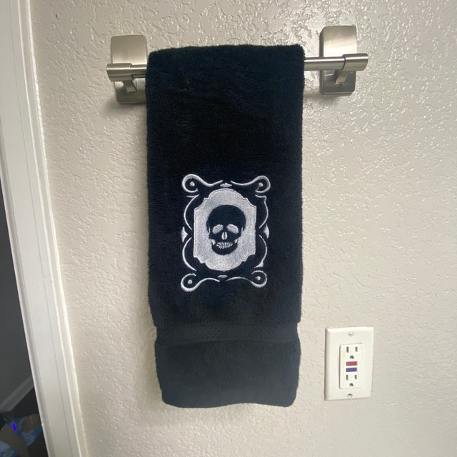 Gothic Skull Cameo Bath Towel Set - Etsy