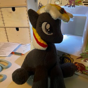 Sitting Pony PDF Plush Pattern by Noxxplush - Etsy