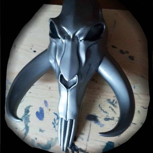 マンダロリアン洞窟のミソサウルスの頭蓋骨ベスカル装飾品3Dプリント
