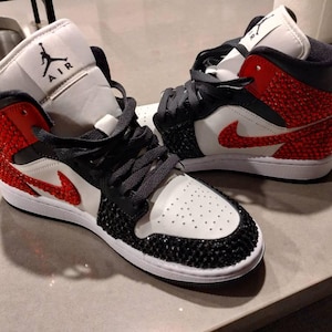 Bonnie added a photo of their purchase