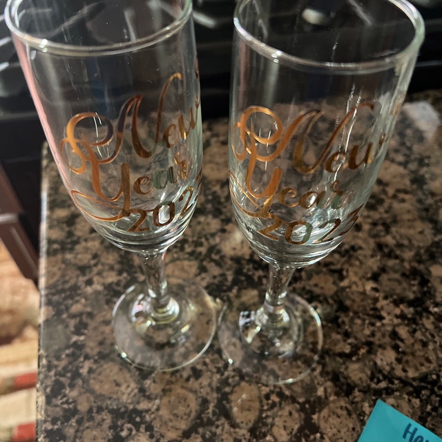 Happy New Year 2024 Champagne Glasses, Personalized Glasses, End of the  Year, Flutes Set, Cheers, Couples Gifts, Bye 2023, Rose Gold Glasses 