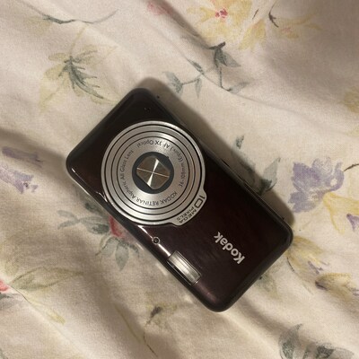 ANCIENNE CAMÉRA KODAK BROWNIE 8 mm bakélite EUR 20,00 - FR