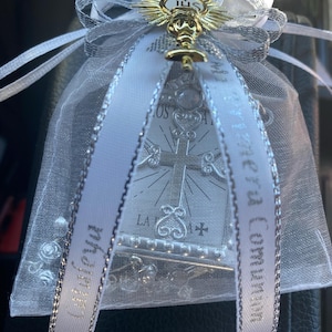 Janeth added a photo of their purchase