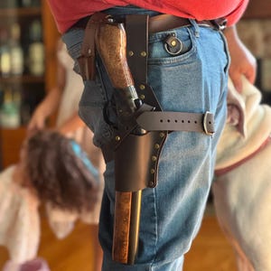 マーレのレッグウィンチェスター1892ライフル用レザーレッグホルスター
