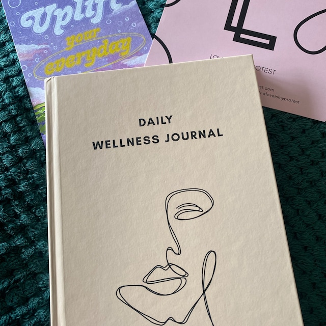  Hello Gorgeous! A Daily Journal For Women, Life Vision Planner,  Wellness Journal, Meals Planner: Motivational Phrases With Mandala Coloring  Pages: 9798815280557: Pradhan, Medini: Books