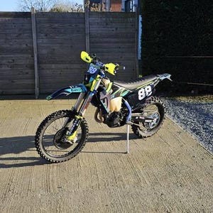 Max added a photo of their purchase
