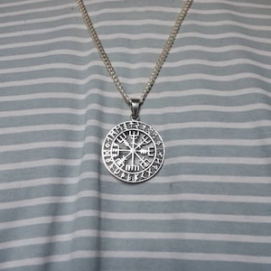 925 Sterling Silver 'Distressed' Vegvisir And Celtic Knot - Norse Spirit