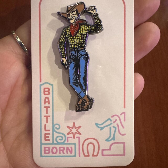 ピンバッジ ラスベガス カウボーイ Vegas Vic Cowboy Pin - Etsy