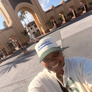 Iyana added a photo of their purchase