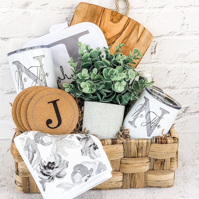 30 Housewarming Gifts: Housewarming Gift Baskets, Personalize