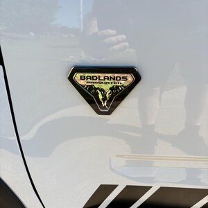 Badlands FBB サインド Badlands Sasquatch Chrome Fender Badge, Acrylic Emblem - Etsy