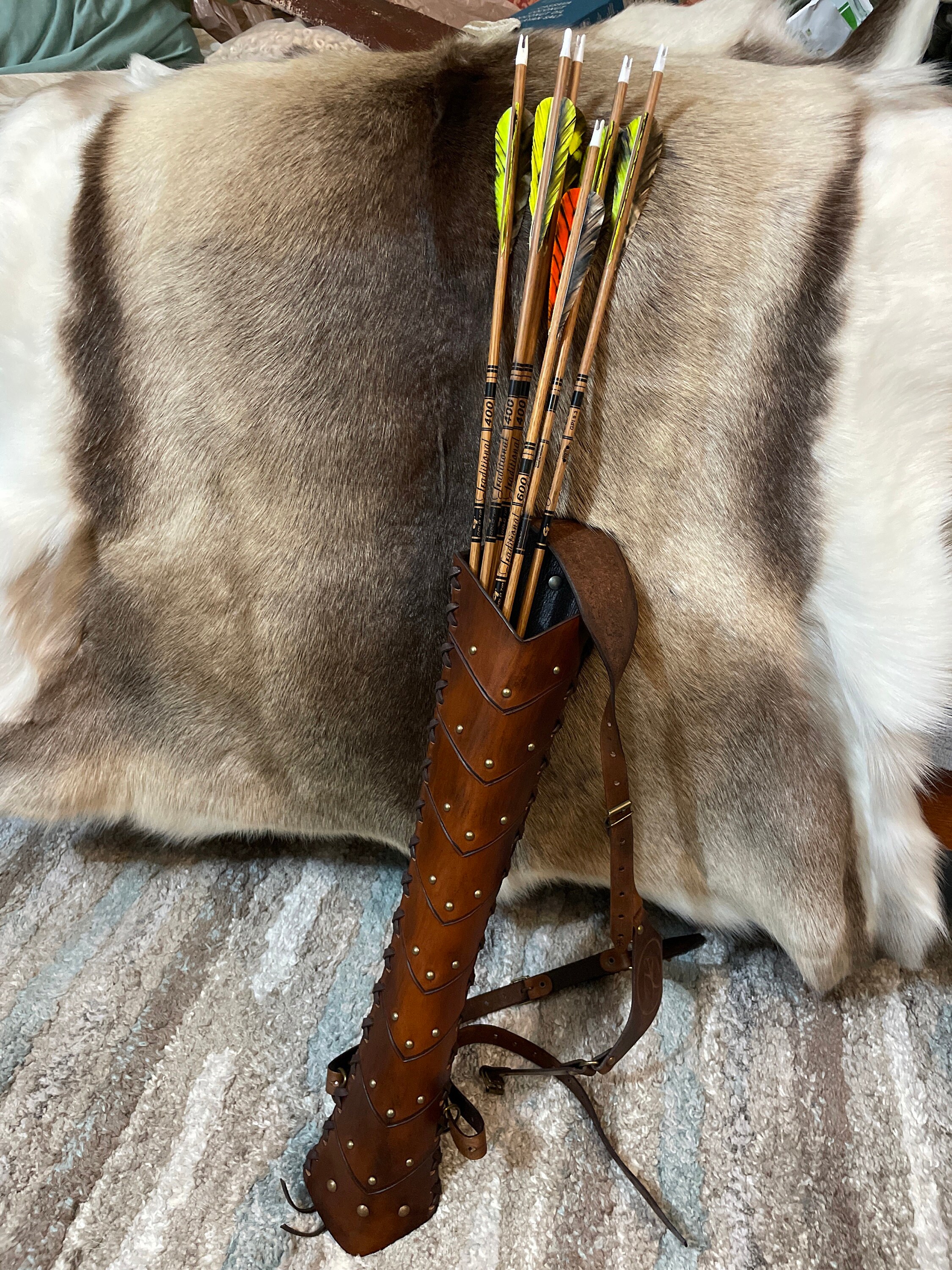 ARCHERY - Leather BACK Arrow QUIVER / Quiver for Arrows - 3 point straps &quot;Medieval Orc Fantasy-Antique brown&quot;