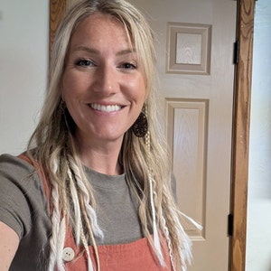 Deanna added a photo of their purchase