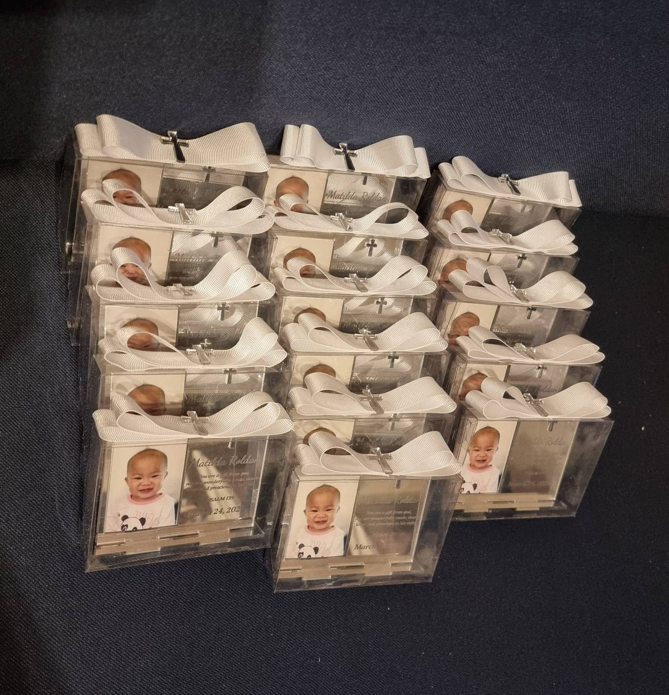 Personalized Baptism Favor, First Communion Favors, Christening Favors, Baptism Favor Girl and Boy, Baptism Photo Frame Stand, Mi Bautizo