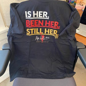 Lezlie added a photo of their purchase