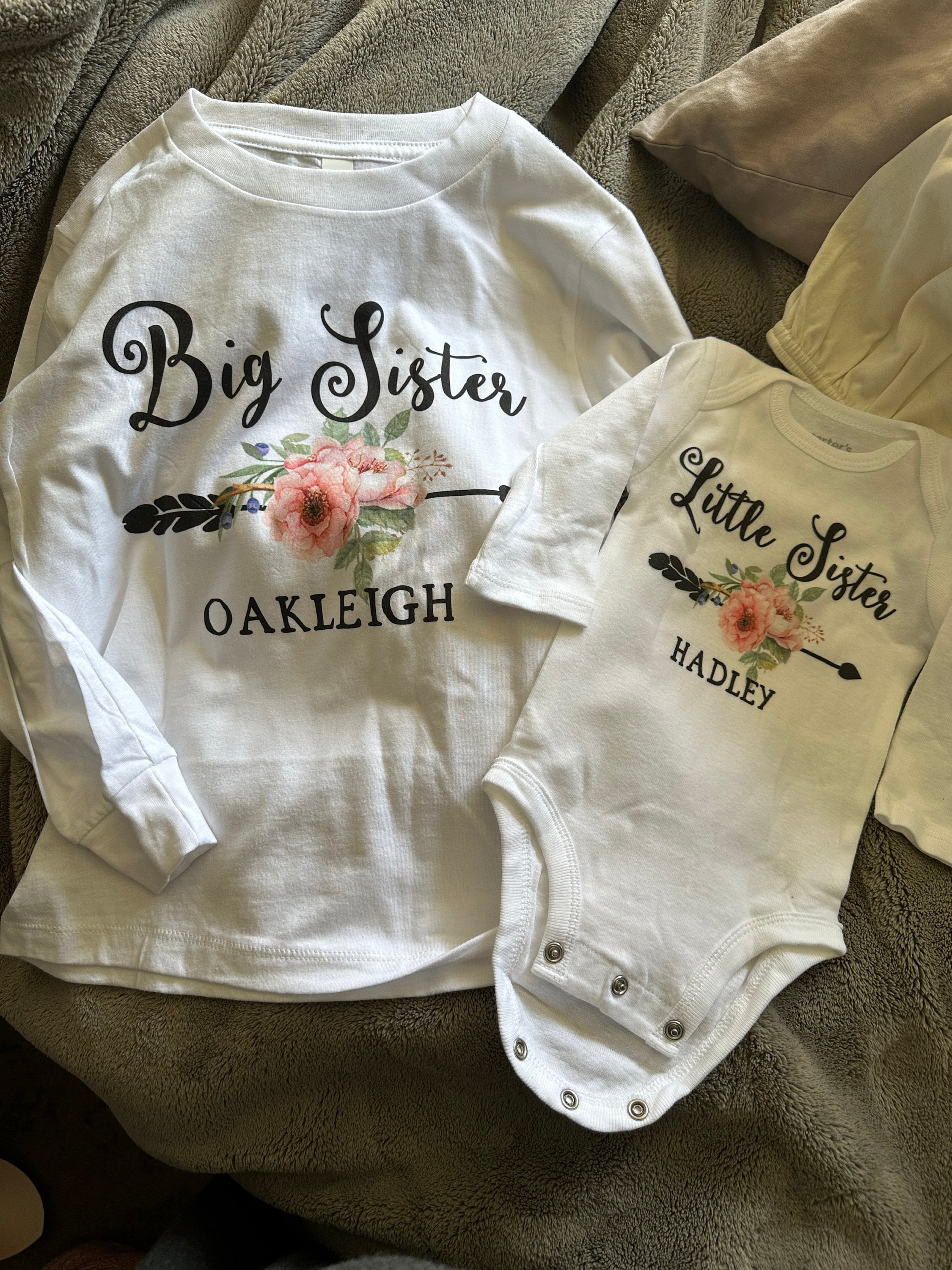 Big sister little sister set named matching sibling set big sister shirt little sister shirt personalization sibling shirts photo props top