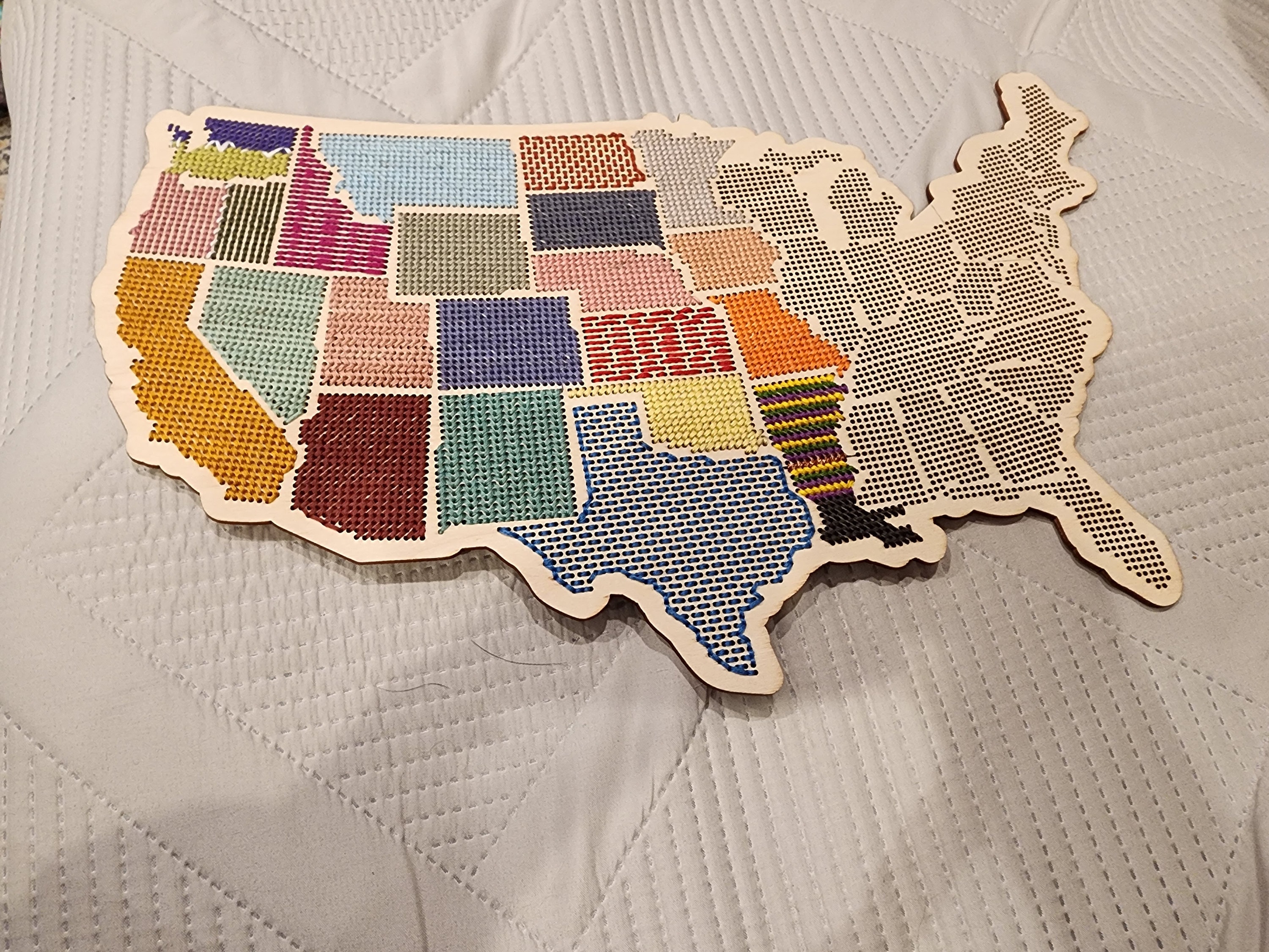 Stitchable Wooden US State Map | Cross Stitch & Embroidery United States Perforated Wood Map | Plywood Needlepoint Wedding or Moving Gift