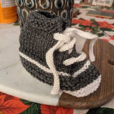 Baby Knitting Pattern Sneakers Booties Shoes Instructions in English ...