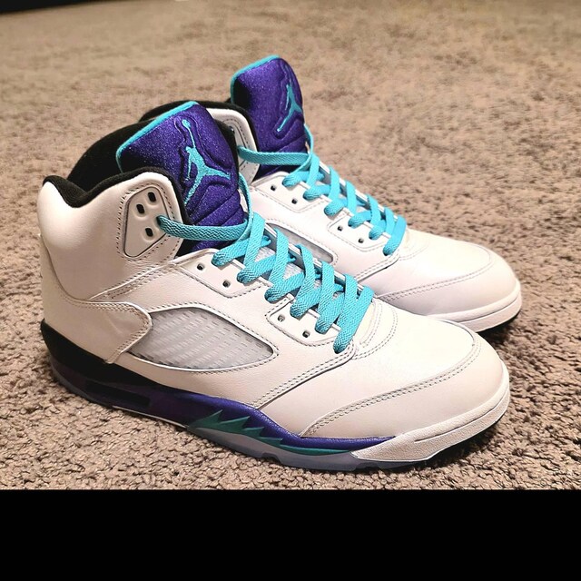 what the 5s laces
