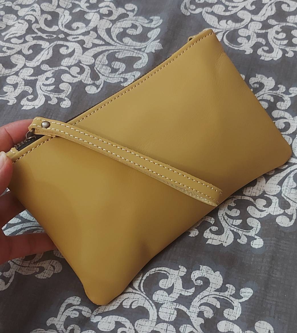 Leather personalized makeup bag,Leather cosmetic pouch,Makeup bag women,Makeup pouch custom,Personalized travel pouch,Leather clutch purse