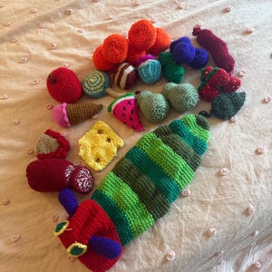 CROCHET PATTERN Very Hungry Caterpillar