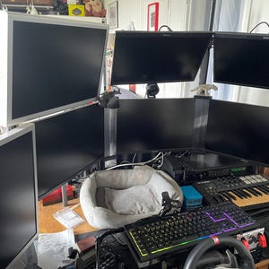 guislain added a photo of their purchase