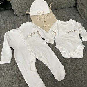 Tenue de naissance personnaliser pr nom et coeur pyjama body