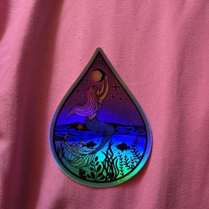 Aislyn added a photo of their purchase