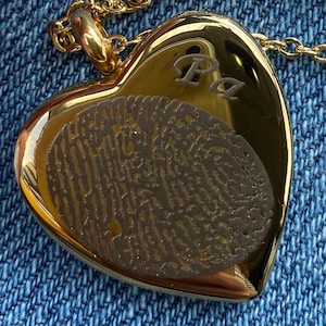 Taylor added a photo of their purchase