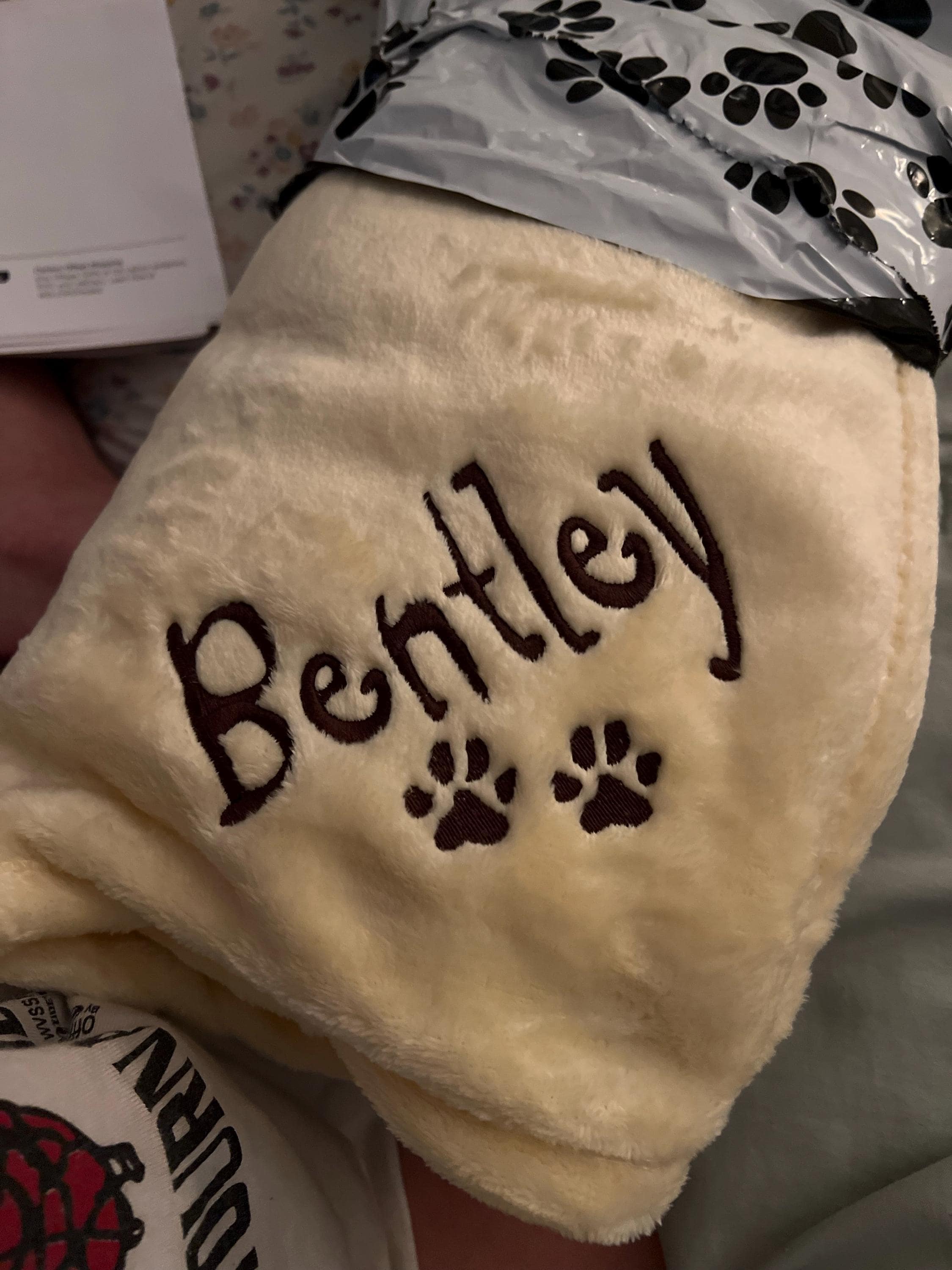 Personalized Soft Blanket for Pet | Blanket with Dogs Name | Blanket with Cats Name Custom Embroidered Blanket for Dog, Cat, with Paw Prints