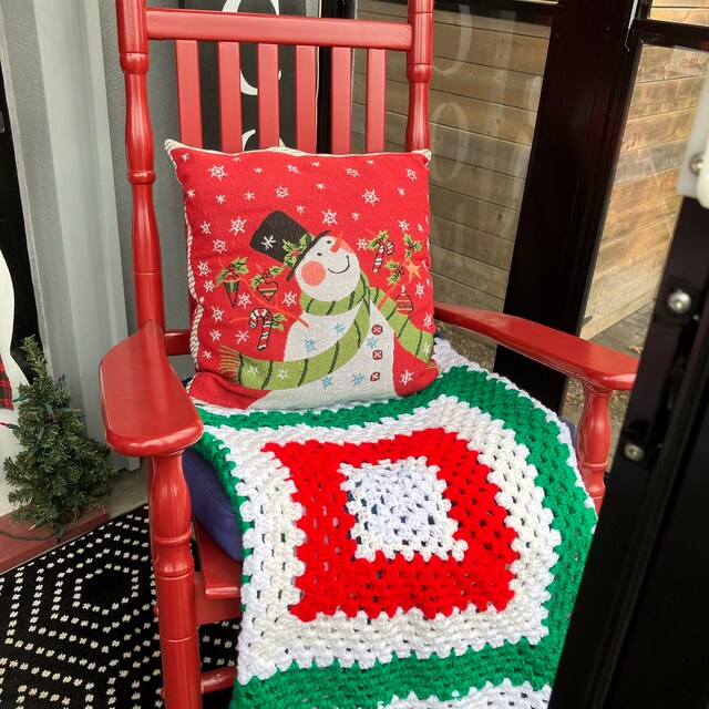 Christmas Throw Blanket-crochet Granny Square-instant
