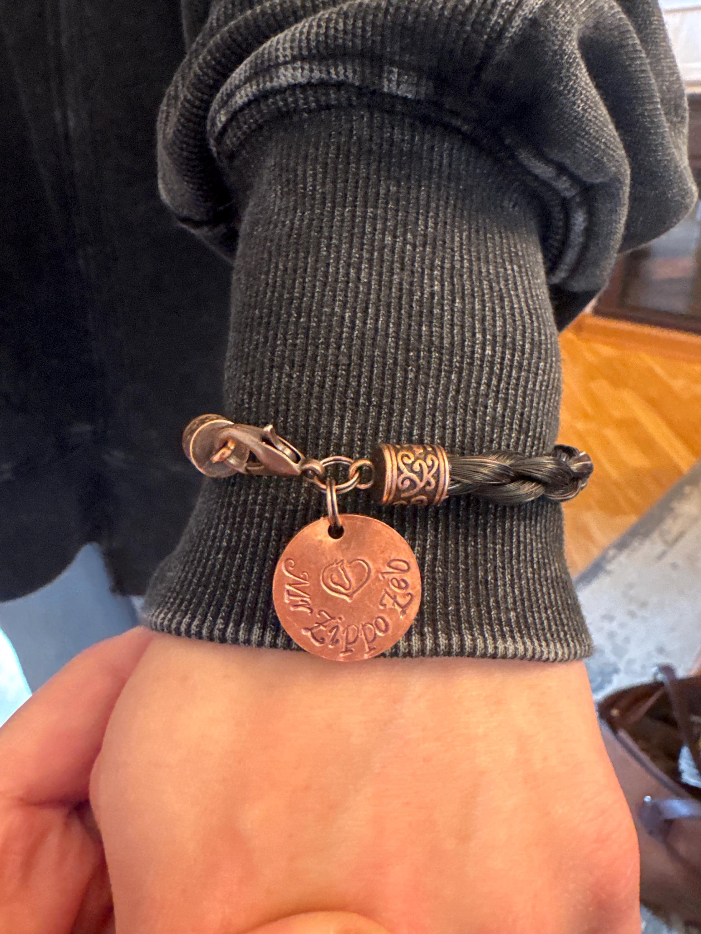 Individuelles Geschenkset aus Armband und Halskette aus Pferdehaar, geflochten von Equine Keepsakes
