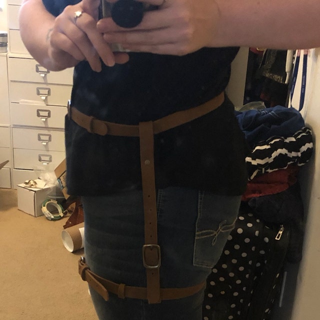Leather Leg Harness Belt, Steampunk Wasteland Costume, Adjustable Holster  Garter