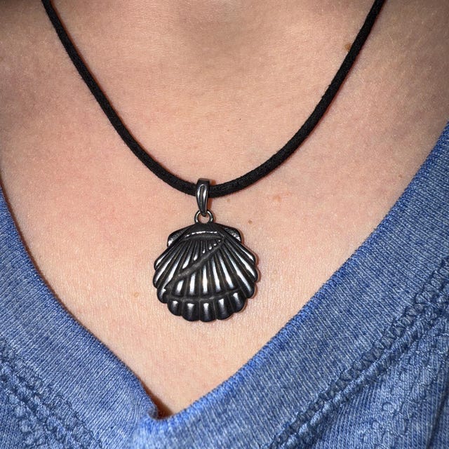ネックレス・ペンダント Numbering Sculpted Wave Pendant Necklace #2704 5BNY060 Amazon.com: TUNWIN Hip Hop Punk Micro Pave Zircon Majin Buu
