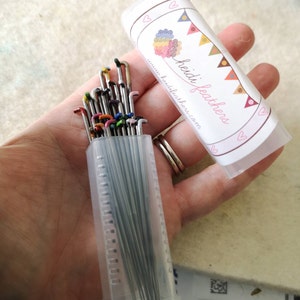 Heidifeathers 10 X 42 Gauge Crown Barbed Needles (yellow Tip