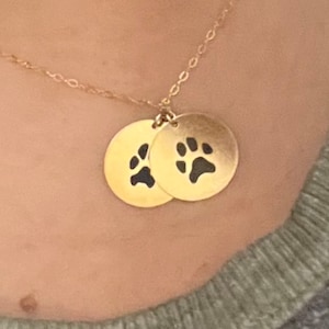 LINDSAY added a photo of their purchase