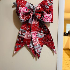 Taylor added a photo of their purchase