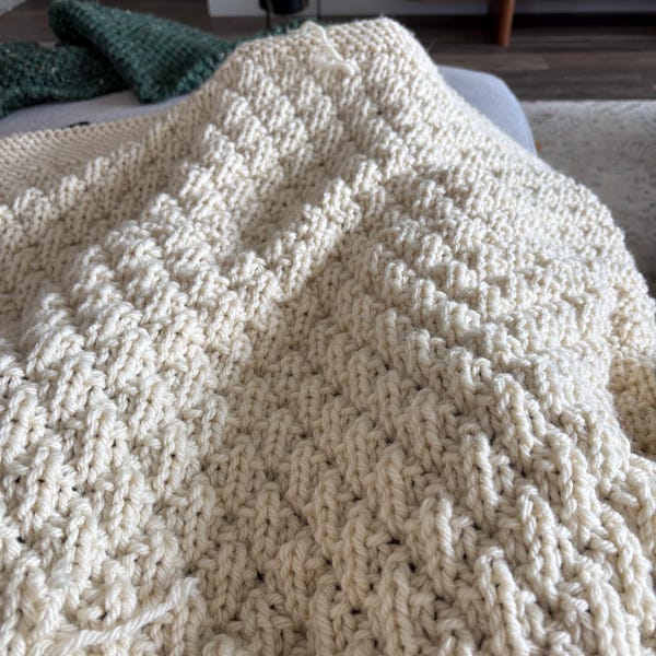 Billowy Knit Throw Quilted Look Blanket Pattern, Pretty Blanket Pattern ...