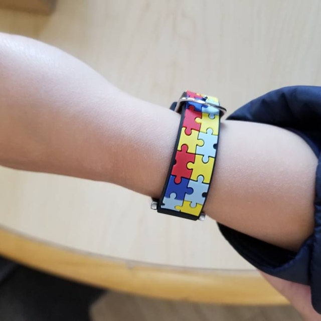Road ID Personalized Medical Alert Bracelet – Dr Mike Chua