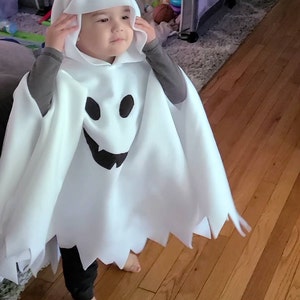 Kleding Unisex kinderkleding pakken Kind Peuter Volwassene Halloween Kostuum Ghost Hooded Cape Cloak Poncho 