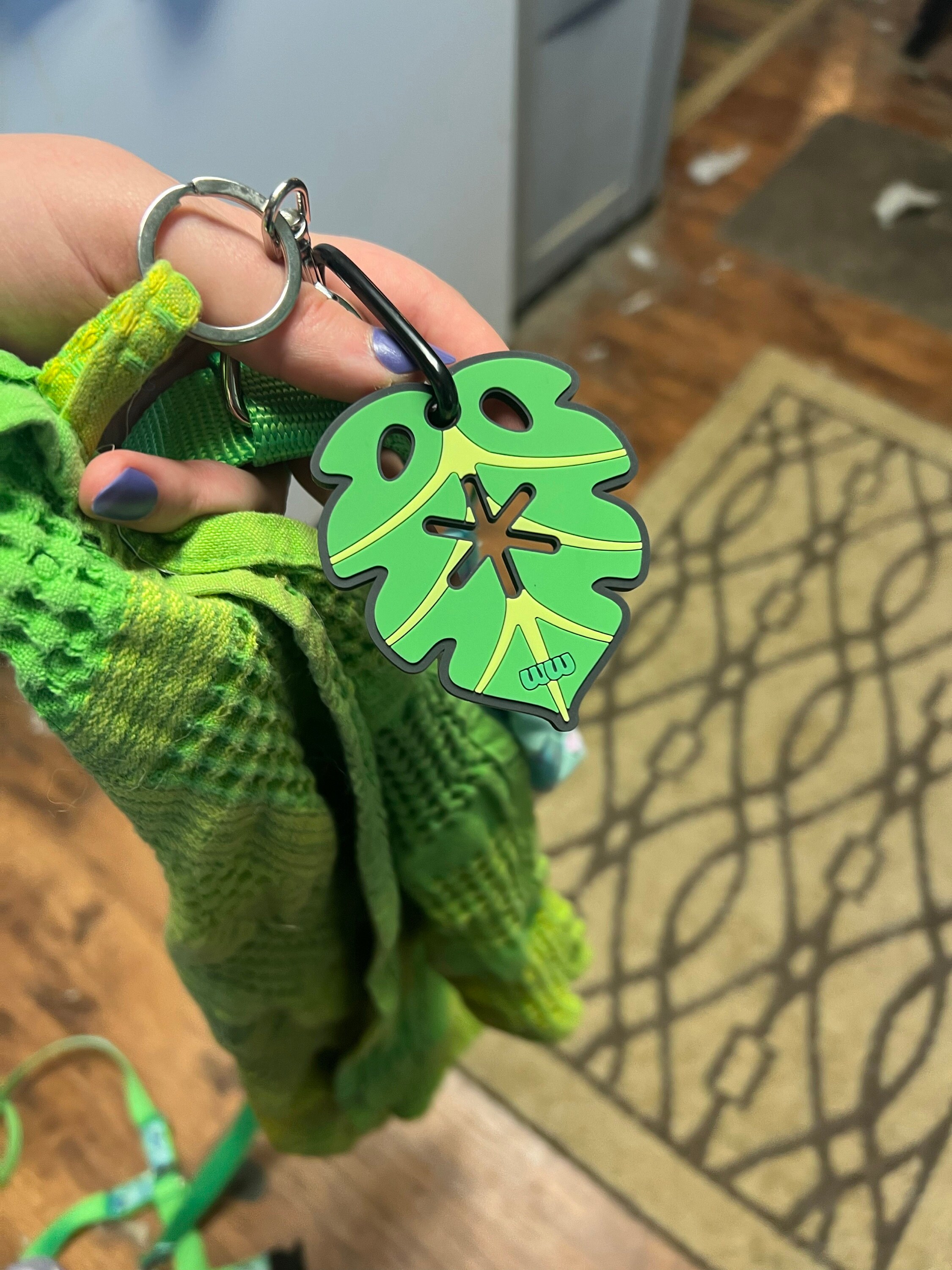 Monstera Tropical Leaf Hands Free Used Poop Bag Holder, clip on waste bag carrier, dog walking poo clip, easy walking accessory, puppy walk