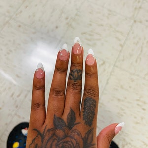 Estefanie added a photo of their purchase