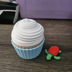 Kim added a photo of their purchase