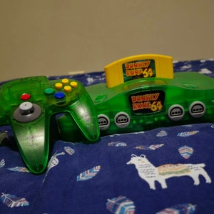 ドンキーコング64ロゴカスタムニンテンドー64ジュエル、バッジ