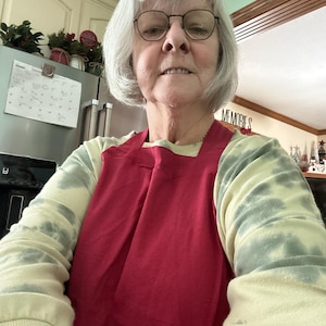 CLAUDIA added a photo of their purchase