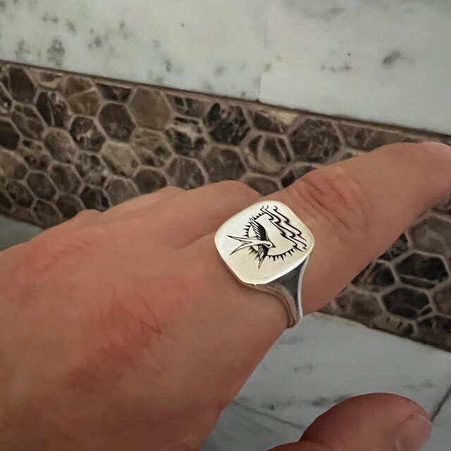 ツバメ鳥スターリングシルバーシグネットリング、ジョニーデップ