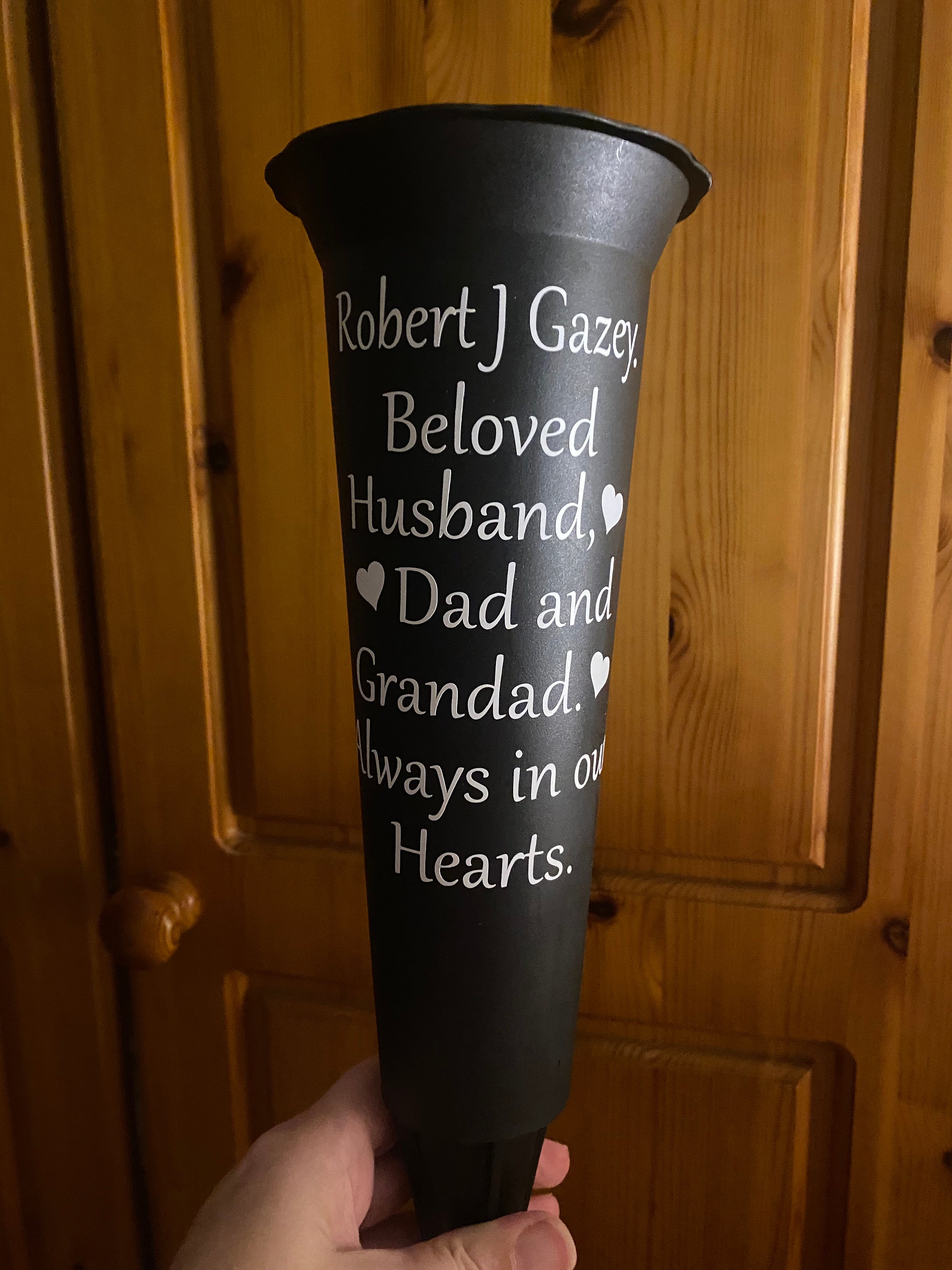 Personalized Memorial Flower Vase with Spike for Graves - Remembrance Gift for Grieving Loved Ones